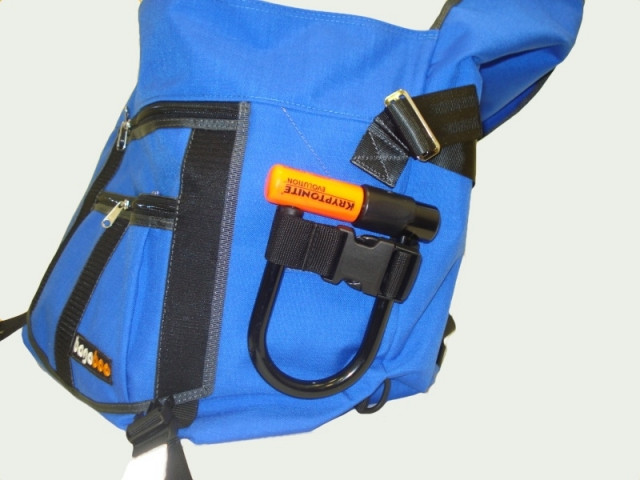 bagaboo messenger bag u-lock holder